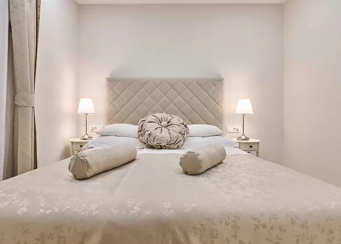 Location Bed and breakfast 4*