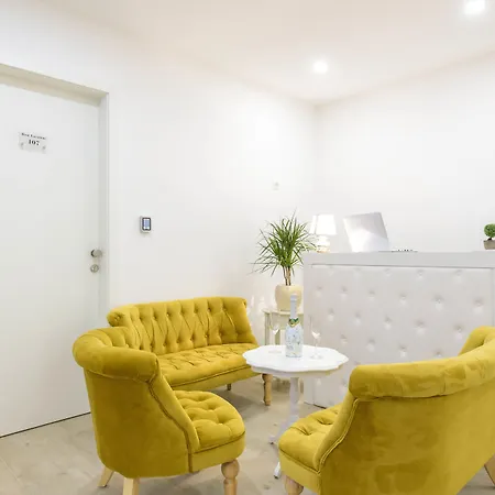 Bed & Breakfast Location