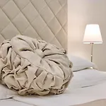فندق مبيت وإفطار Location سبليت
