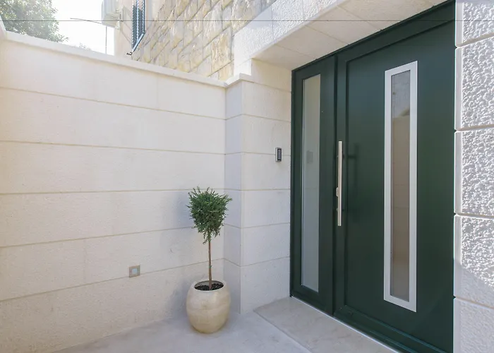 Location 斯普利特